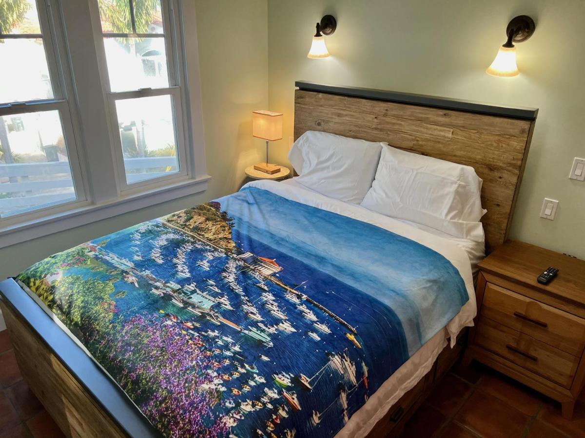 Catalina Three Bedroom Home With Hot Tub And Golf Cart Avalon Exterior foto