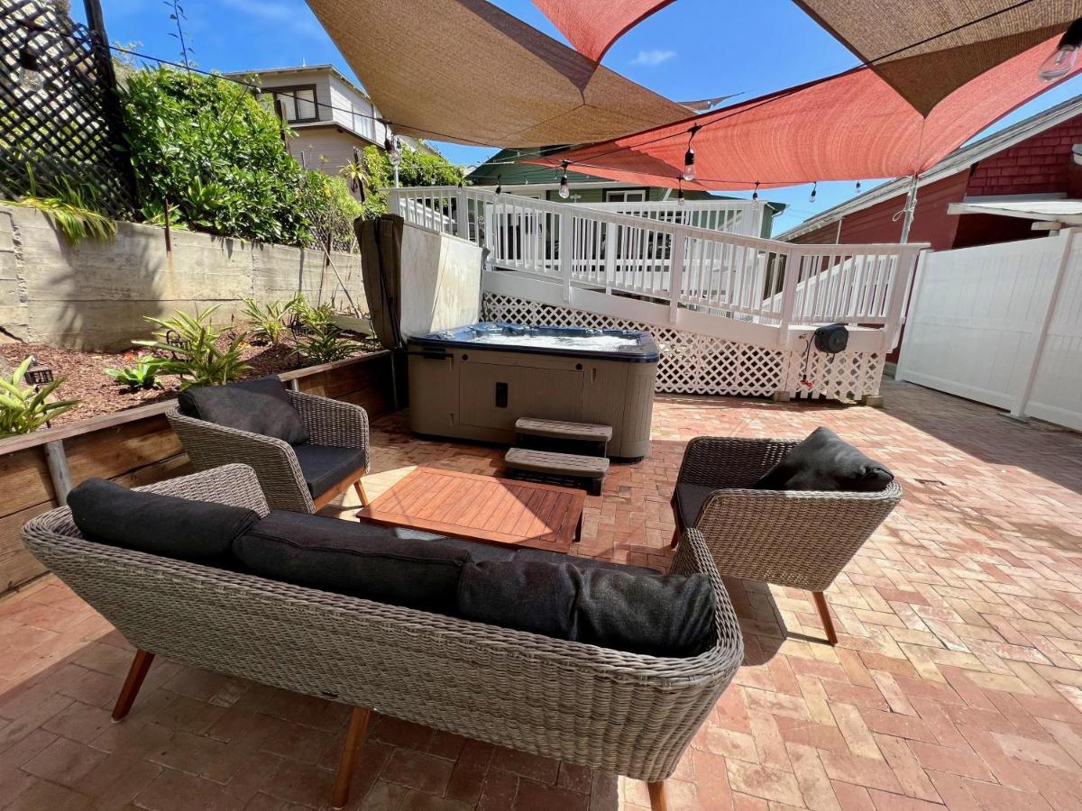 Catalina Three Bedroom Home With Hot Tub And Golf Cart Avalon Exterior foto